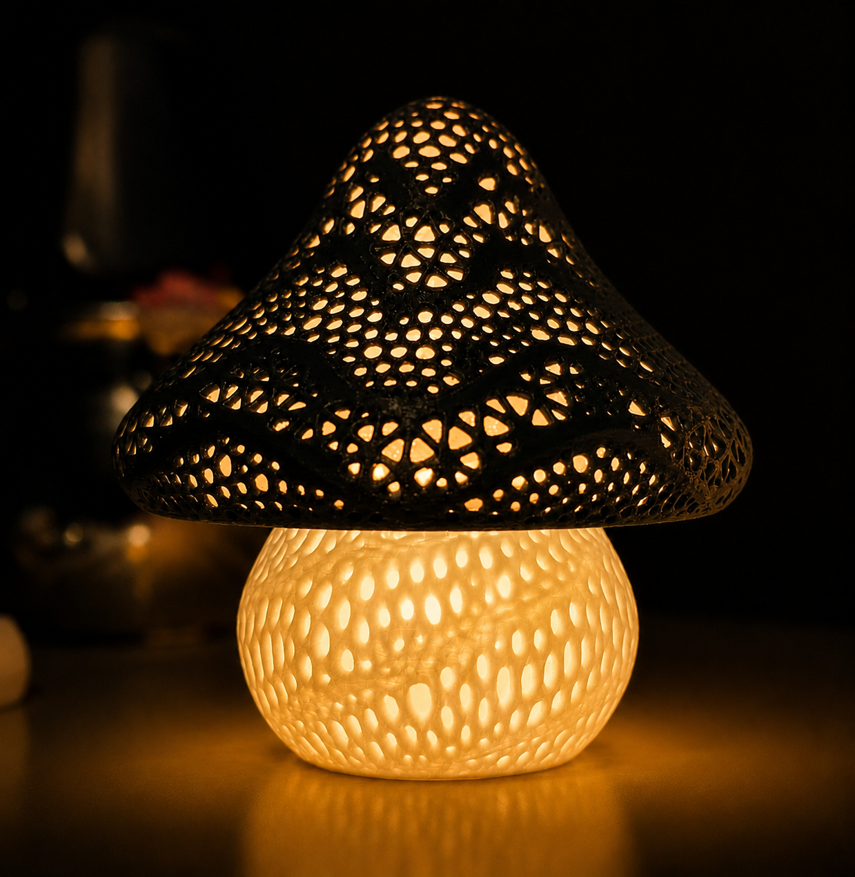 Black Mushroom Lamp