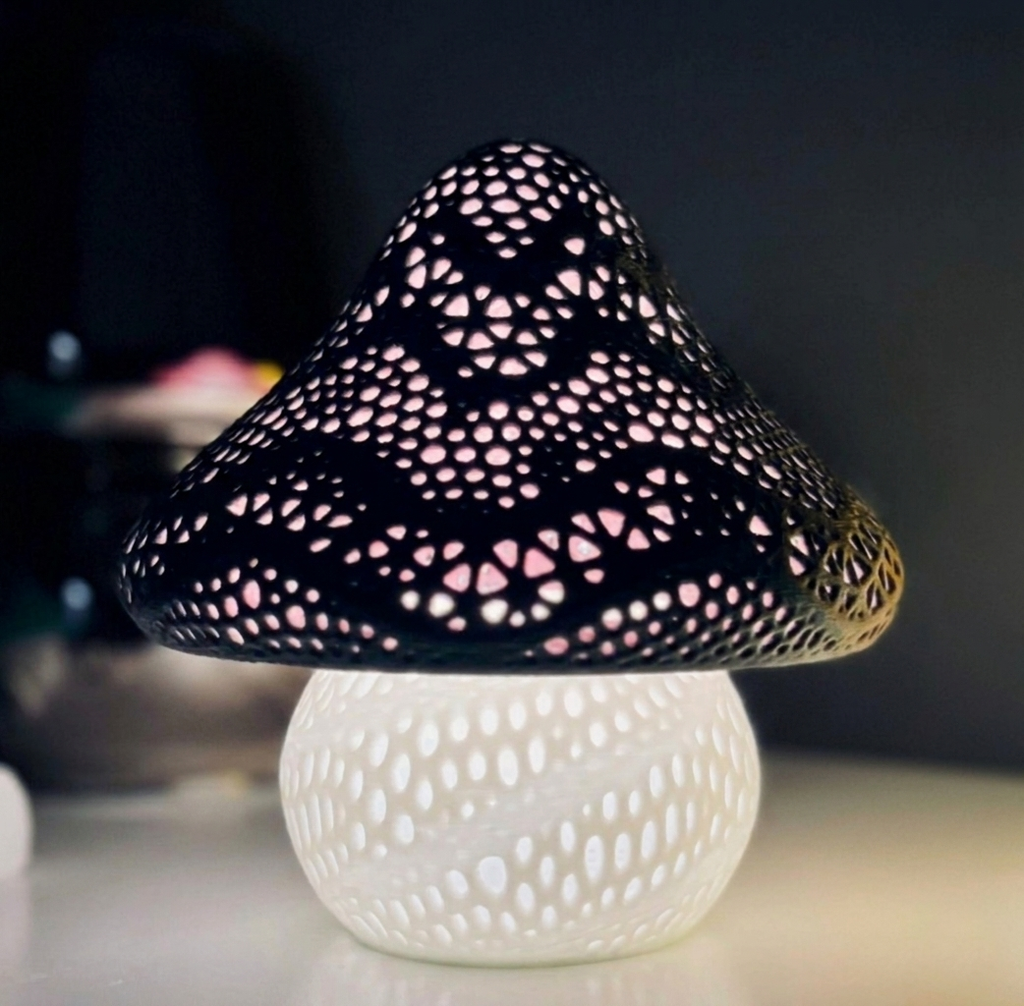 Black Mushroom Lamp