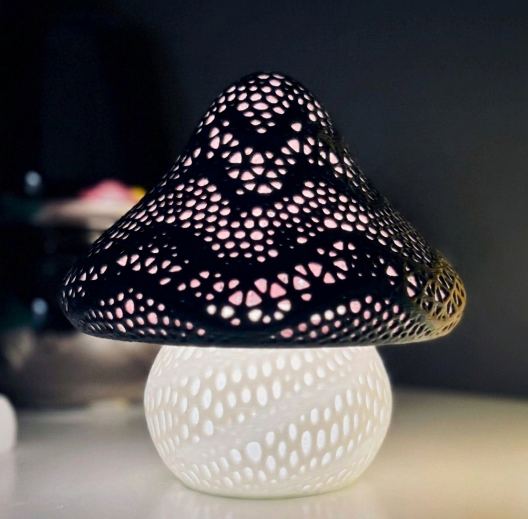 Black Mushroom Lamp